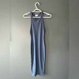 Wilfred Ribbed Midi Dress in Blue